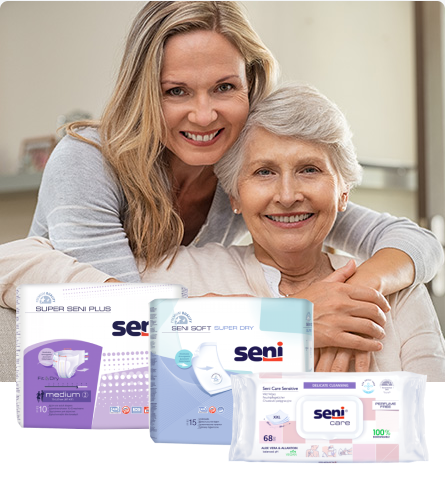 Seni Produkte vor zwei lächelnden Frauen 